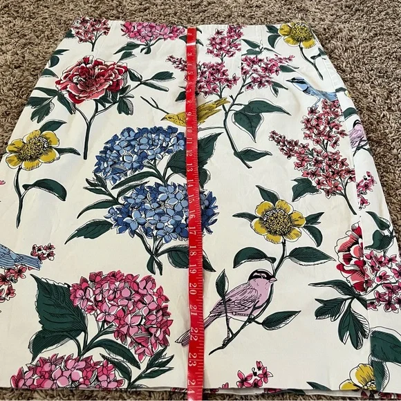 Boden Ivory Floral and Bird Print Pencil Skirt Size 12 - Picture 8 of 9